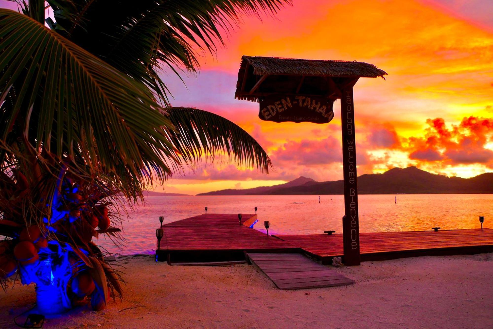 Hotel Eden Private Island Tahaa Patio  Exterior foto